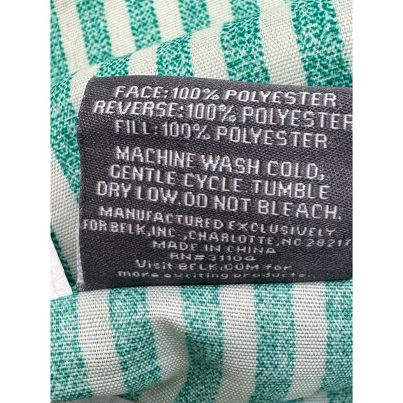 Modern Southern Home · Christmas Tree Quilted Pillow Sham Holiday Decor - Picture 4 of 5